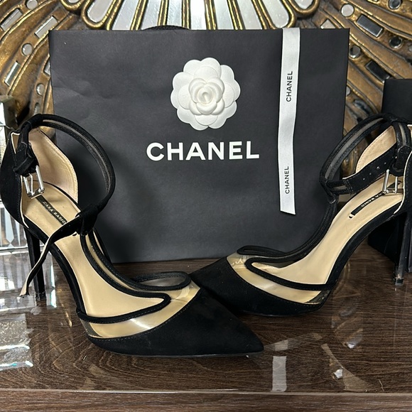 Zara Vinyl Black Court Shoe - Picture 10 of 16